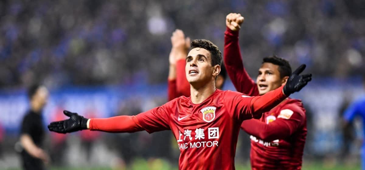 本土球员光芒闪耀，出色发挥带来胜利的简单介绍