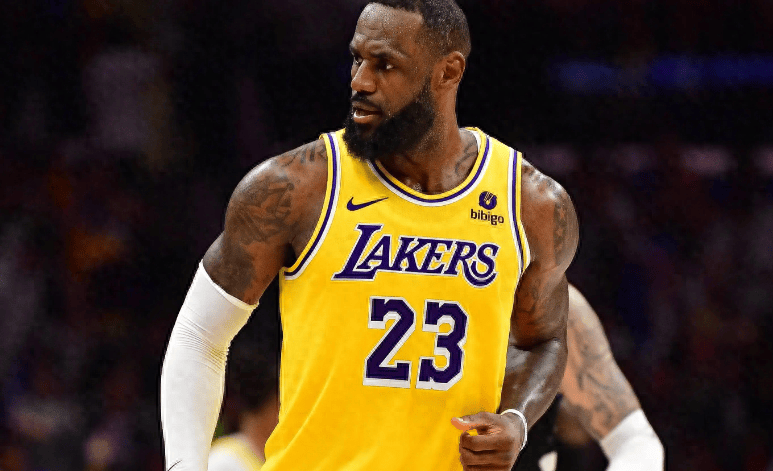 南美篮球巨星在北美赛事中再次闪耀全场