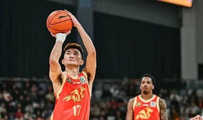 包含多尔多涅主场一鼓作气,豪取三分的词条 包含多尔多涅主场一鼓作气,豪取三分的词条