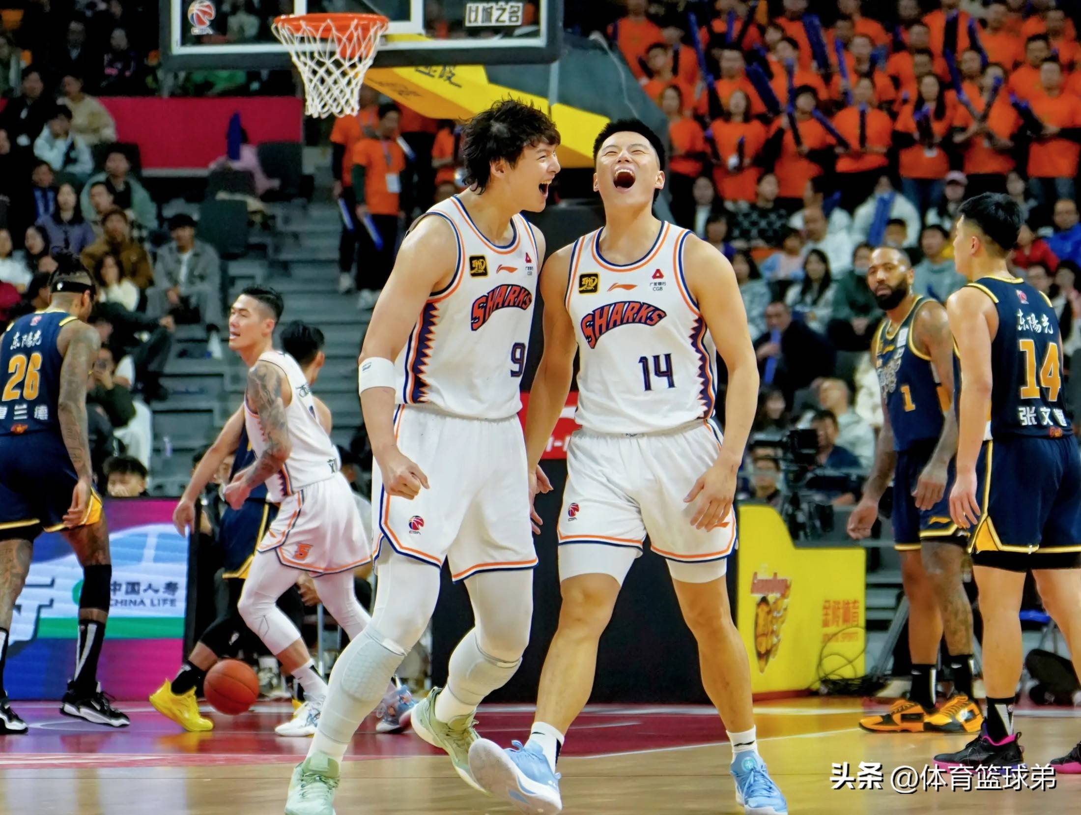 队员表现抢眼,带领球队取得胜利晋级强赛的简单介绍 队员表现抢眼,带领球队取得胜利晋级强赛的简单介绍