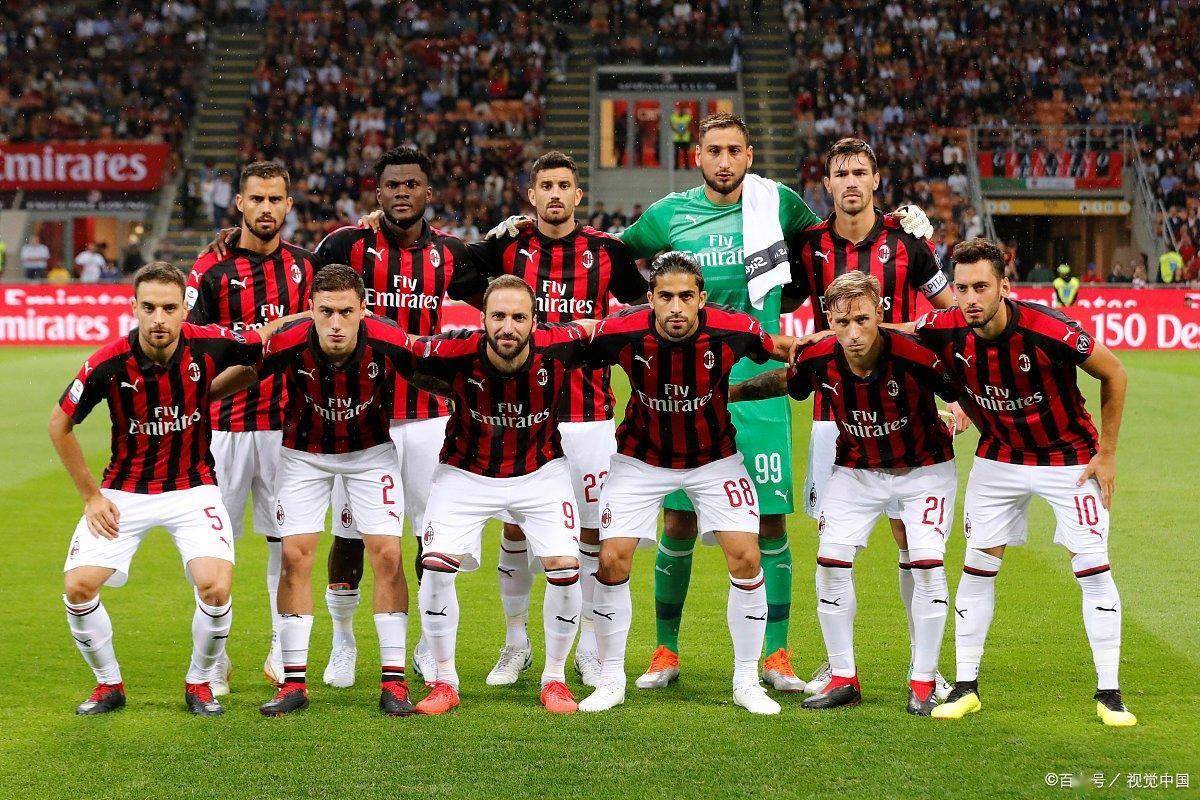 包含那不勒斯客场-大胜佛罗伦萨，稳居前四的词条