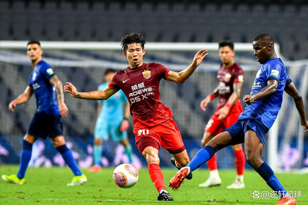 申花客场逼平上港，激战结果未分胜负的简单介绍