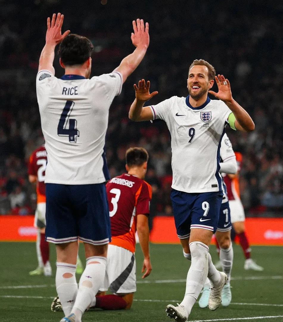 英格兰再胜波黑,领跑小组不可撼动 英格兰再胜波黑,领跑小组不可撼动