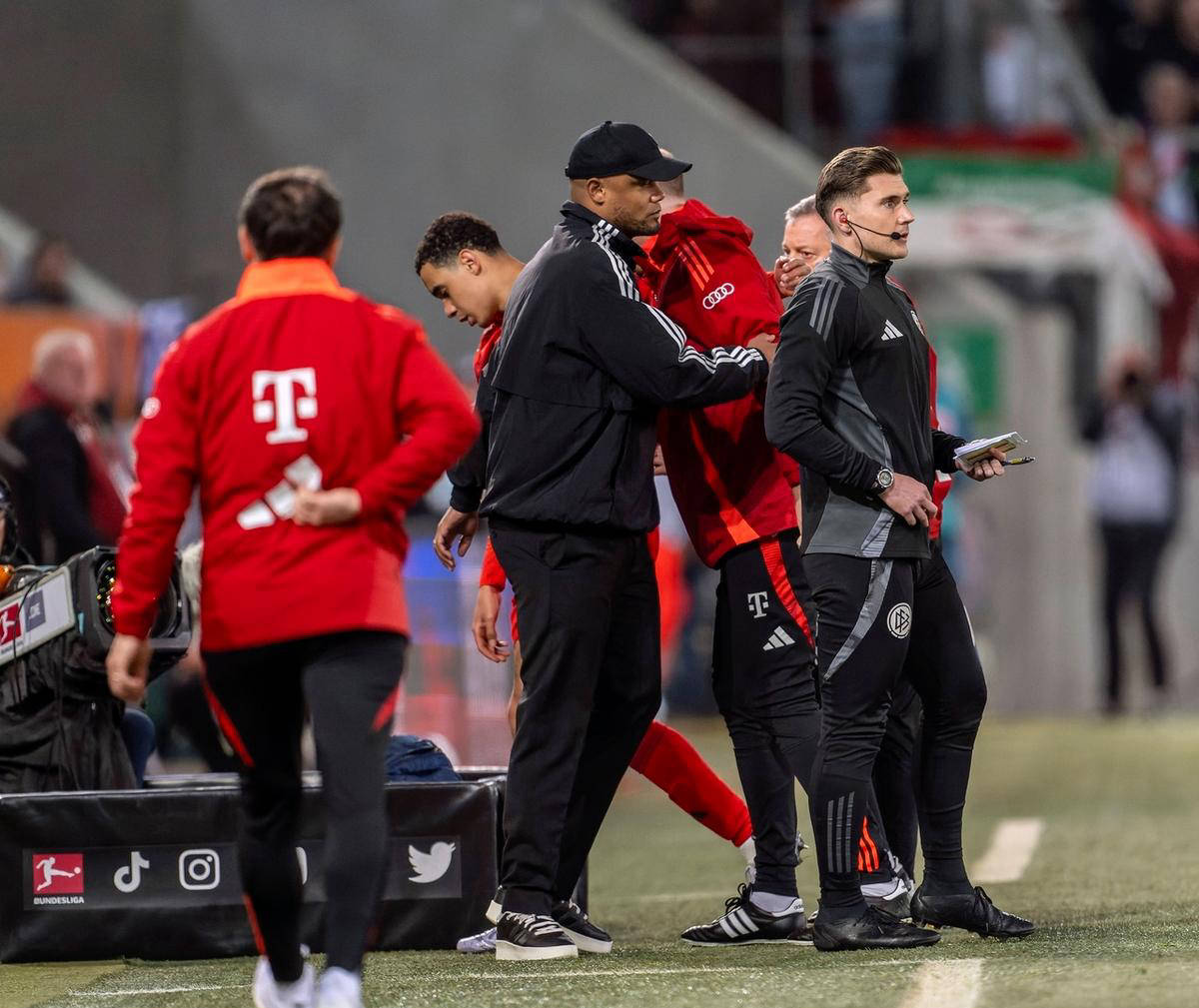 奥格斯堡客场逆转胜弗赖堡，收获来之不易的胜利