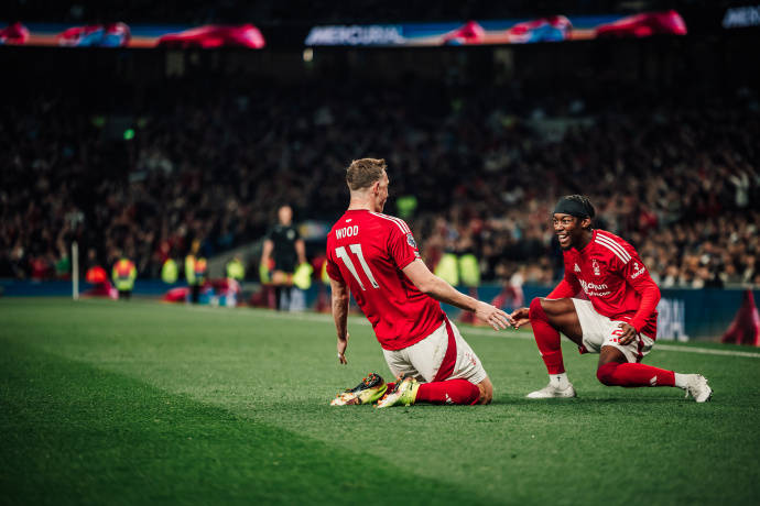 热刺客场不敌对手,球队赛季表现一般 热刺客场不敌对手,球队赛季表现一般