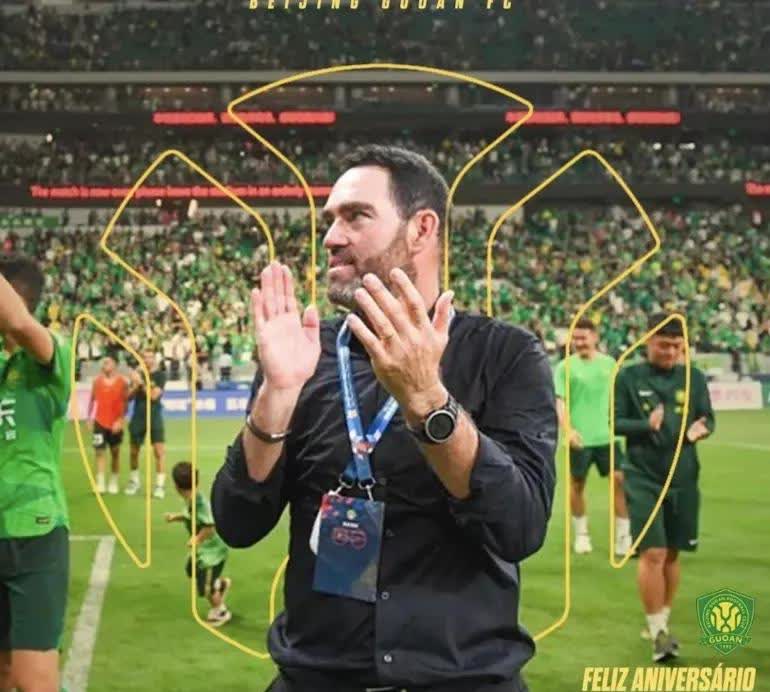 关于汉堡主教练暗示球队调整，实现突破的信息