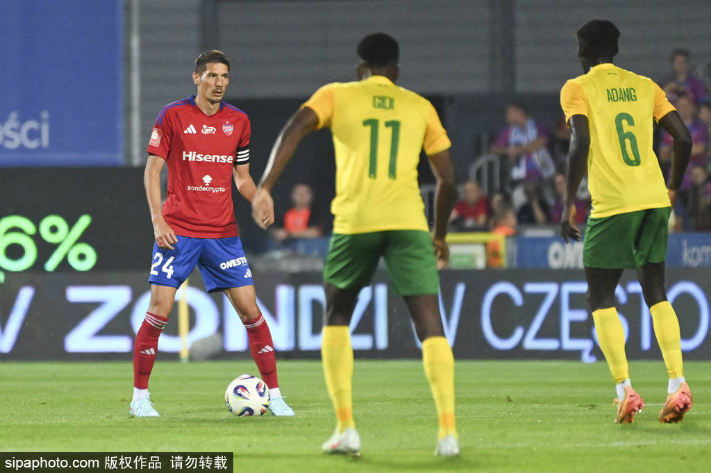 阿森纳温格晋级,赛场表现稳健进八强 阿森纳温格晋级,赛场表现稳健进八强